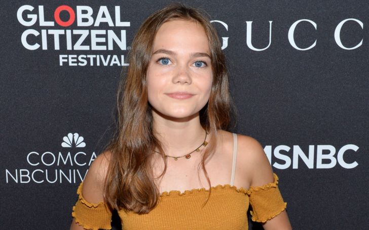 Oona Laurence has a net worth of $1 million
