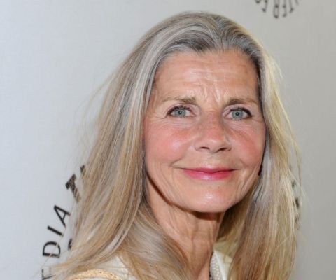 The diva, Jan Smithers holds an outstanding net worth of $6 million, as of 2020.