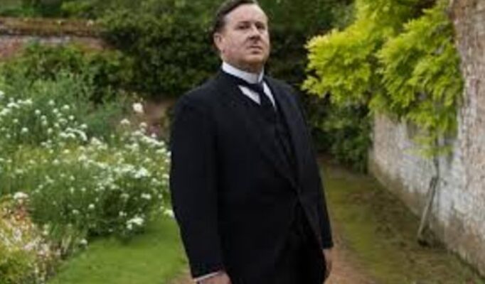 Jeremy Swift Net Worth, Career, Salary, Married, Wife, Kids!