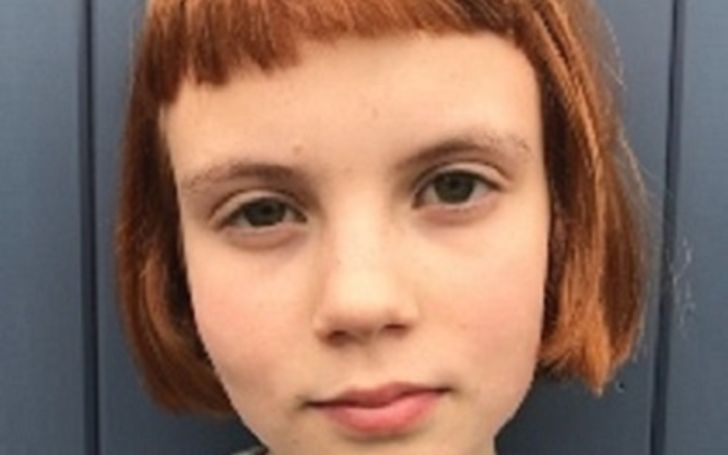 Isla Johnston is a child actress from The Queen's Gambit