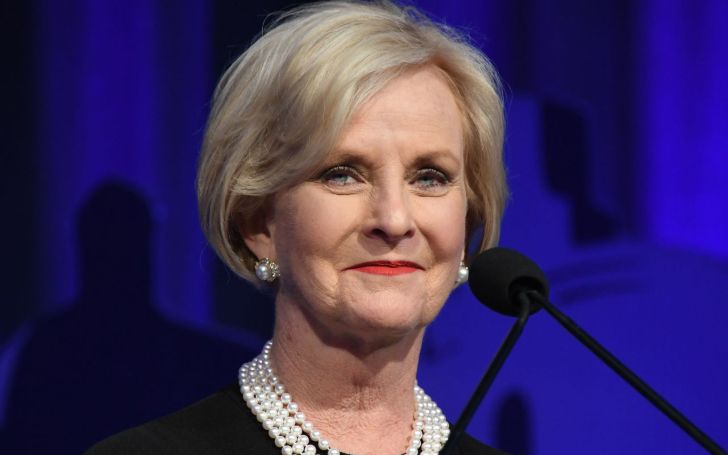 Cindy McCain has a networth of $400 million