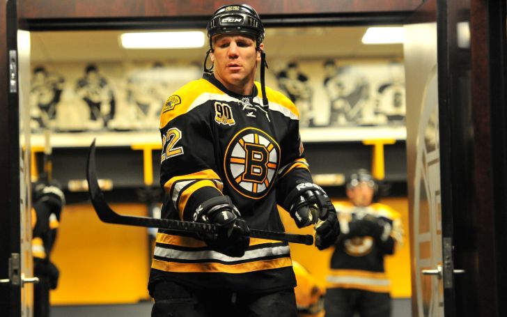 The former hockey player Shawn Thornton is a millionaire.