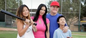 Kiana Kim - Age, Bio, Wiki, Net Worth, Instagram, Husband