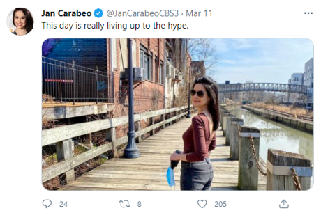 Jan Carabeo receives decent amount from her job.