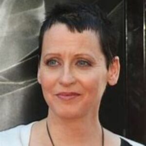 Meet Lori Petty - The One Everyone Mistook as Gay - Featured Biography